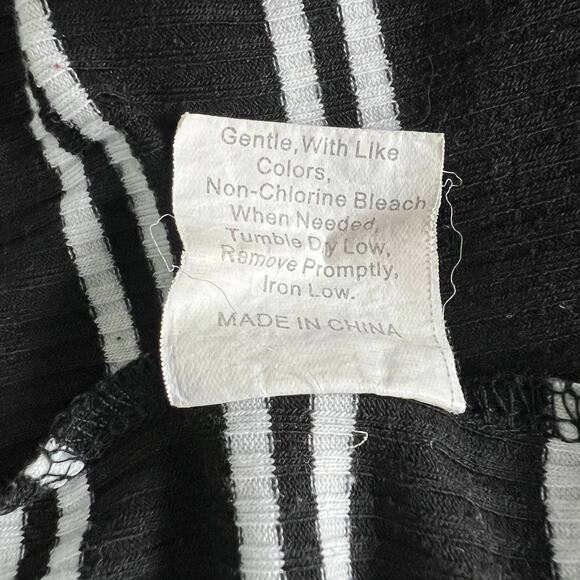 Women's Pullover Cropped Striped Top Size Small - Picture 7 of 8